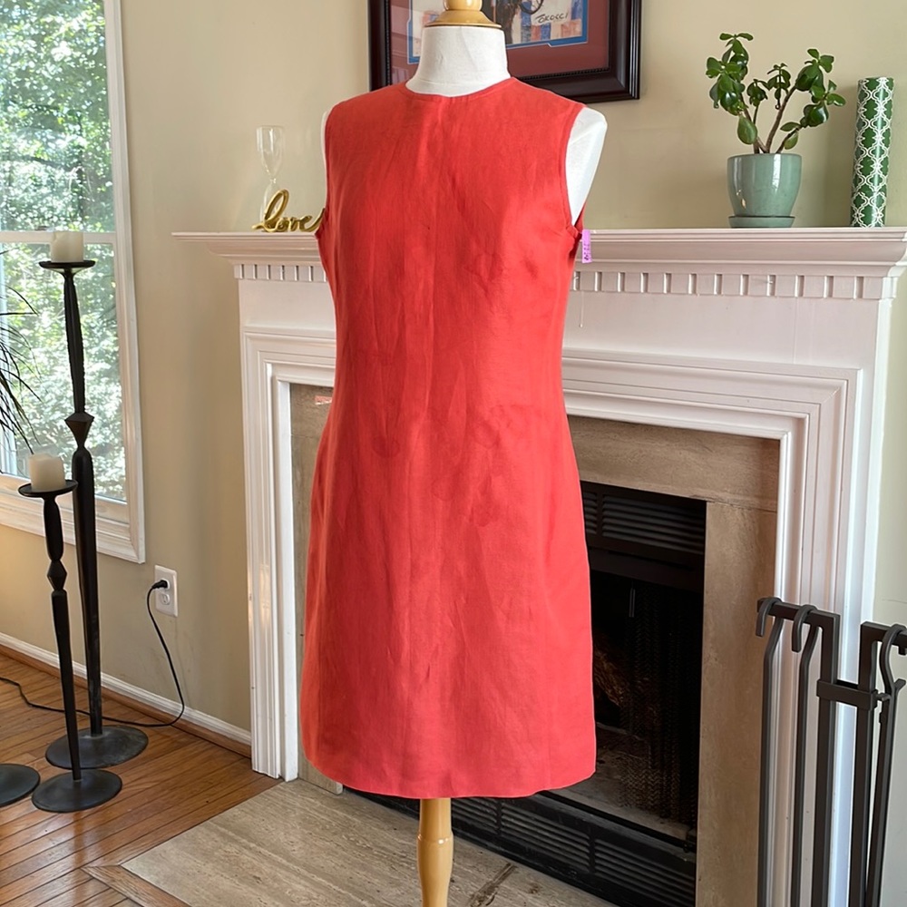 Calvin Klein Papaya linen dress in size 12. Fully lined.